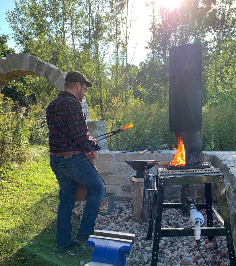 Outdoor blacksmith shop, outdoor smithy